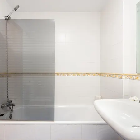 Paraiso Ii Tg Free Wifi Apartment *